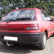 Mazda 323 (Solgt)