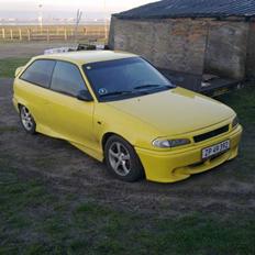 Opel astra 1,6i 16v solgt
