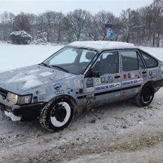 Toyota Corolla Liftback (CE80)