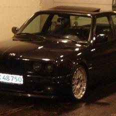 BMW E30 325i M Technik 2