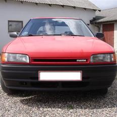 Mazda 323 (Solgt)