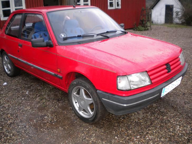 Peugeot 309 langt væk billede 8