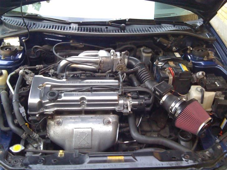 Mazda 323f BA billede 19