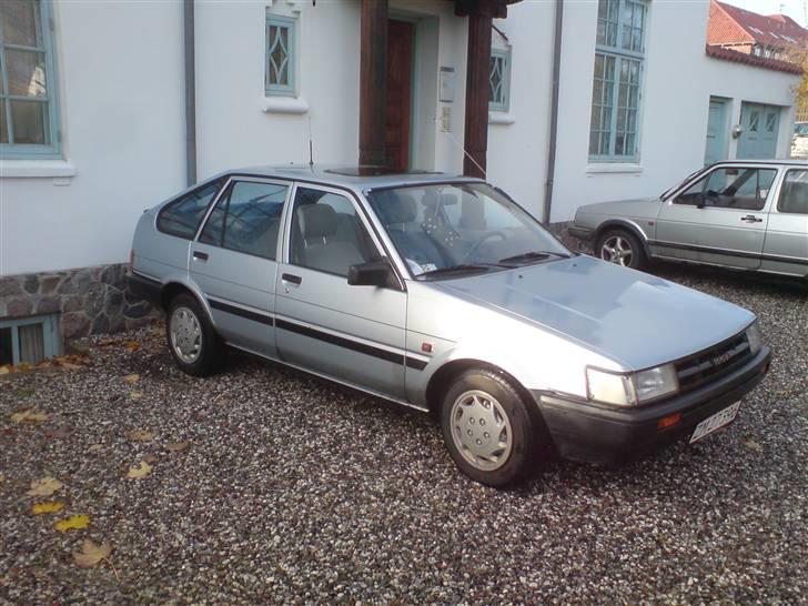 Toyota Corolla Liftback (CE80) - Lige indkøbt billede 2