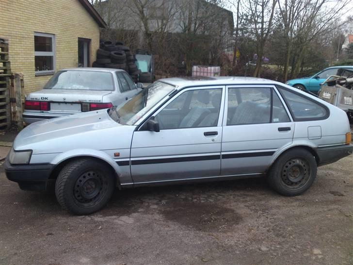 Toyota Corolla Liftback (CE80) - Større hjul billede 4