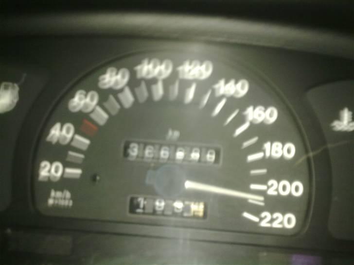 Opel vectra 2.0 i 4 dørs bytte billede 17