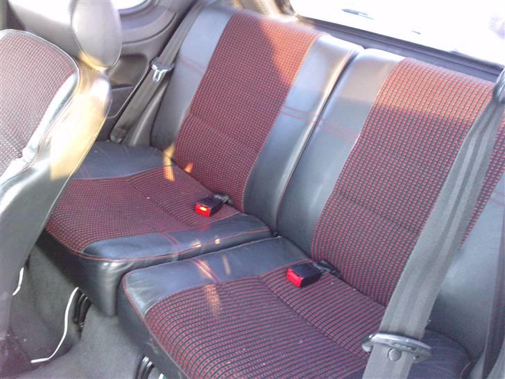 Peugeot 205 1,9 GTI  "SOLGT" billede 13