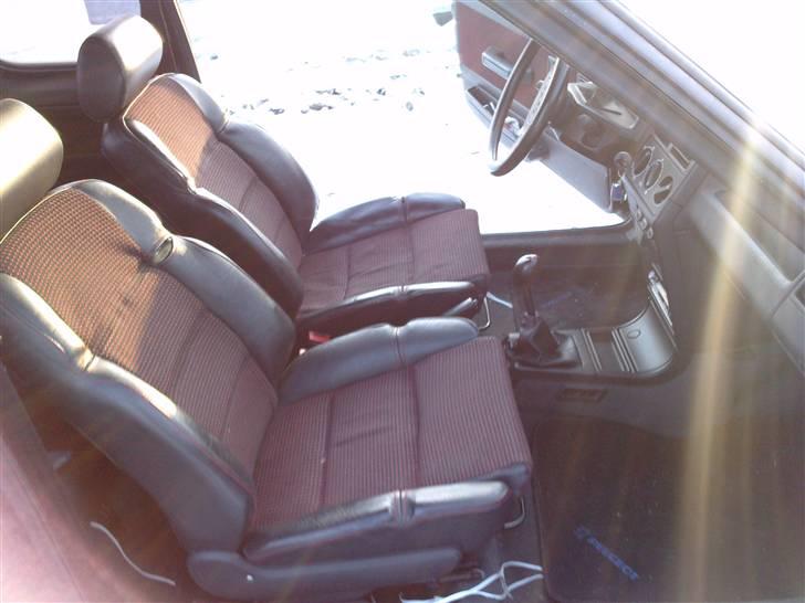 Peugeot 205 1,9 GTI  "SOLGT" billede 14