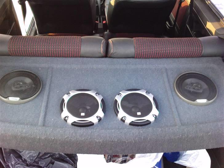 Peugeot 205 1,9 GTI  "SOLGT" billede 15