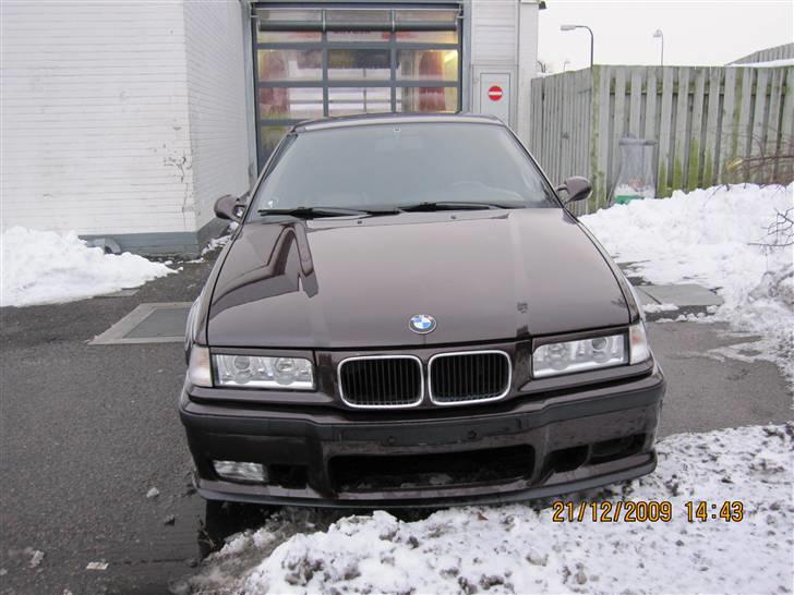 BMW  320i billede 3