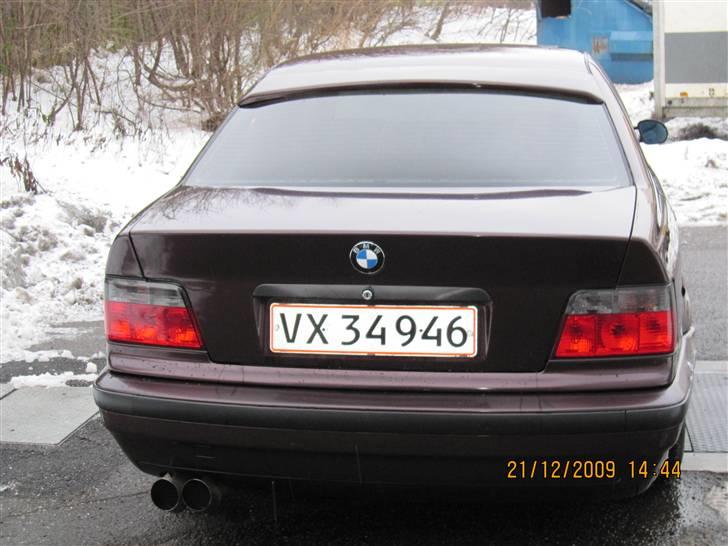 BMW  320i billede 4