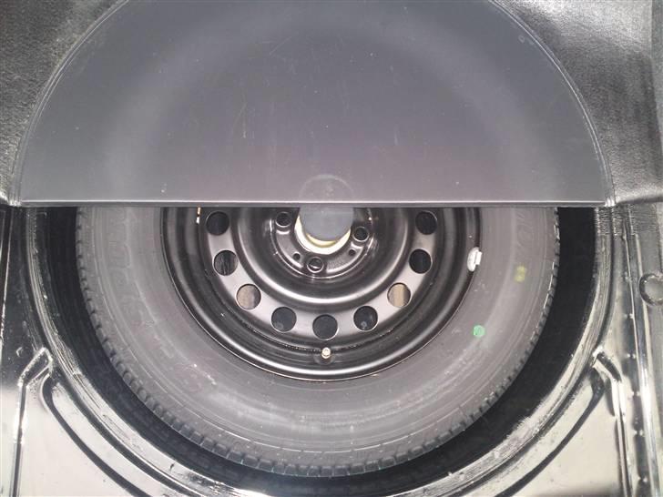 BMW 320i *solgt* billede 7