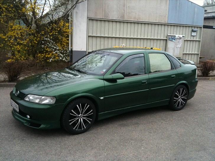Opel vectra (SOLGT) billede 2
