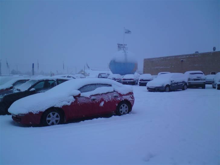 Mazda 323F BA GLX - Så faldt snen for alvor 22-12-09 billede 17