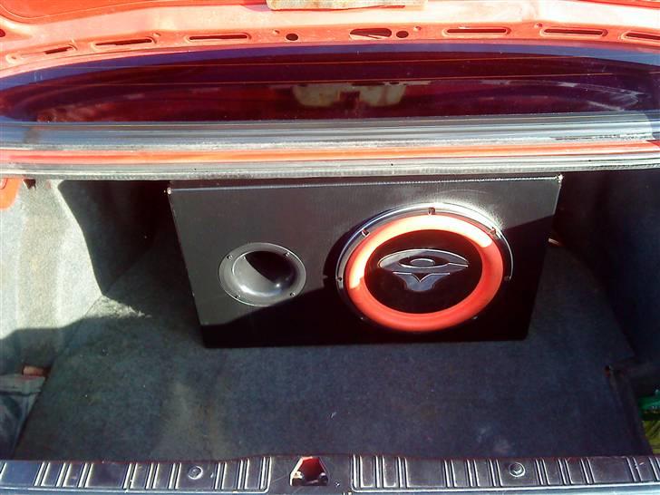 BMW 320i solgt billede 5