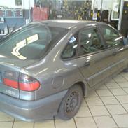 Renault Laguna RT 2.0