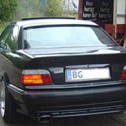 BMW e36 325i coupe
