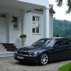 BMW 745i - E65 - (Solgt)