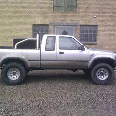 Toyota Hilux 4x4