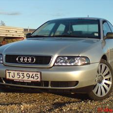 Audi A4   B5 20v **SOLGT**