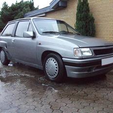 Opel Corsa A 1.5 Turbo Diesel