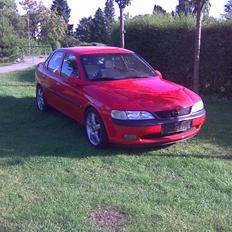 Opel Vectra B 2.5 V6