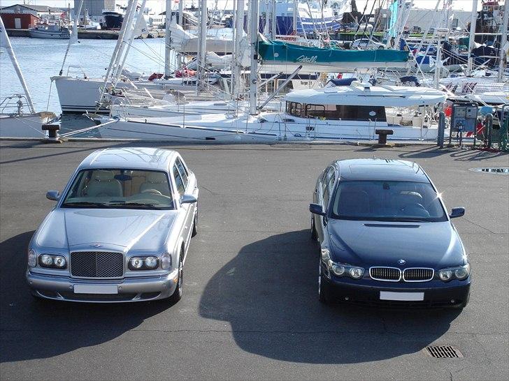 BMW 745i - E65 - (Solgt) - Juli 2010 - In good company... billede 6