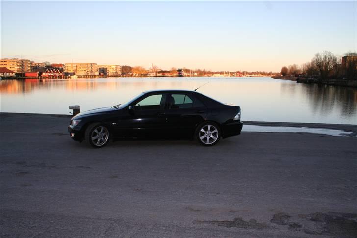 Lexus IS 200 billede 19