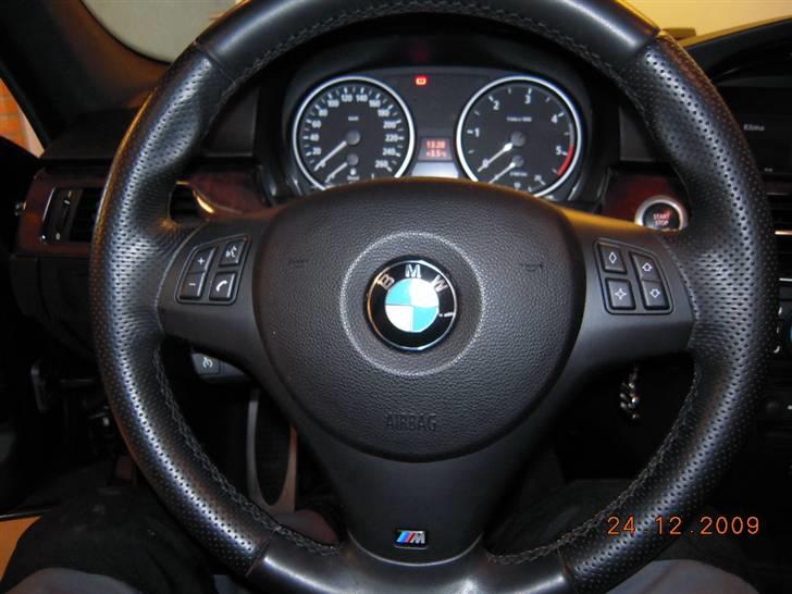 BMW E90 330 D Er Solgt - Originalt M Sportsrat. billede 8