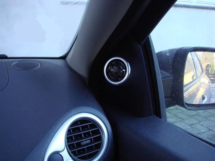 Renault Clio III *SOLGT* - Pioneer diskant custom fit by "IBO" billede 11