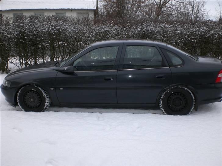 Opel Vectra B 2.0 16v ¤SOLGT¤ billede 1