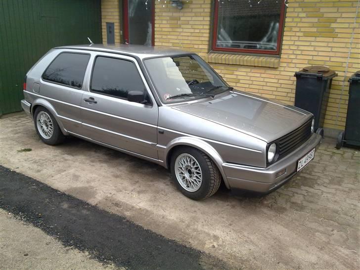VW Golf GTI 16/8v solgt billede 1