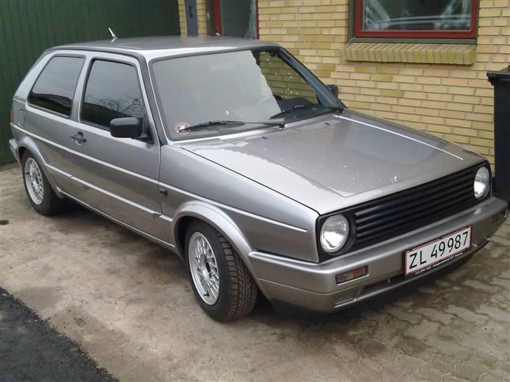 VW Golf GTI 16/8v solgt billede 3