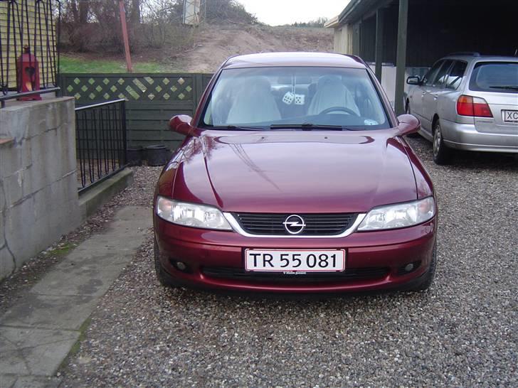 Opel Vectra B 1.8  Elegance--- SOLGT billede 5