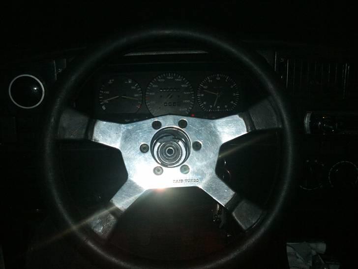 VW Passat 1,6 td.. Død skrot - så kom det nye rat i :P billede 15