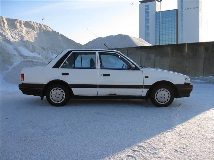 Mazda 323 DX (Byttet) billede 4