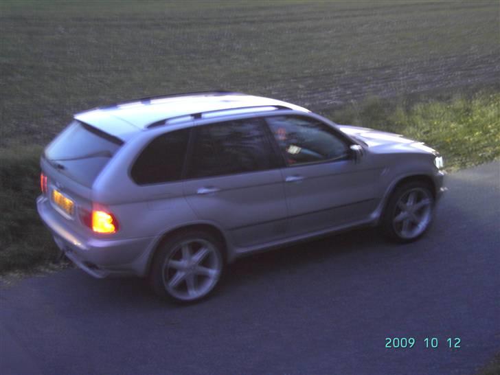 BMW X5 4.4i sport 4x4 van (Solgt) billede 17