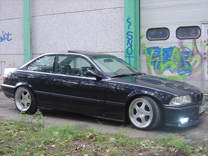 BMW e36 325i coupe billede 4