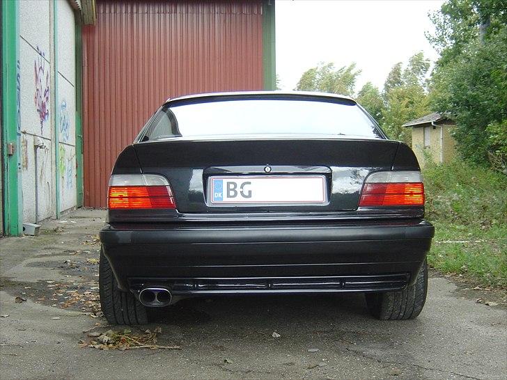 BMW e36 325i coupe billede 9