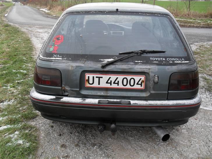 Toyota Corolla <skrottet> - Potten hænger lidt lavt på billedet, men er fikset nu billede 5