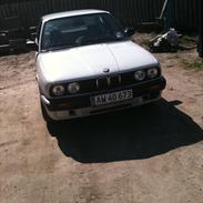 BMW E30 320i SOLGT