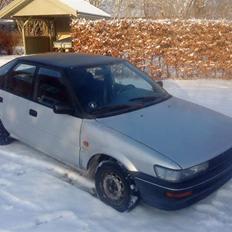 Toyota corolla gb 1,3 xl solgt