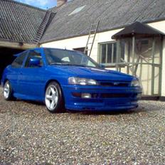 Ford Escort rs2000