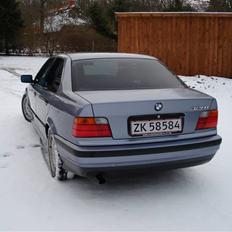 BMW 320i BYTTET