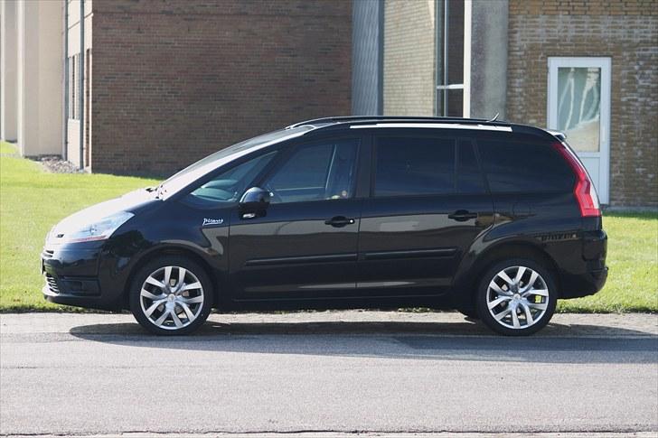 Citroën Grand C4 Picasso E6G - Den nye familiebil - Med 18" sommeralu. billede 1