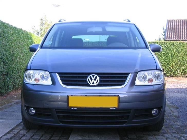VW Touran (SOLGT) billede 2