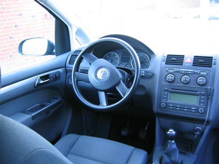 VW Touran (SOLGT) billede 6