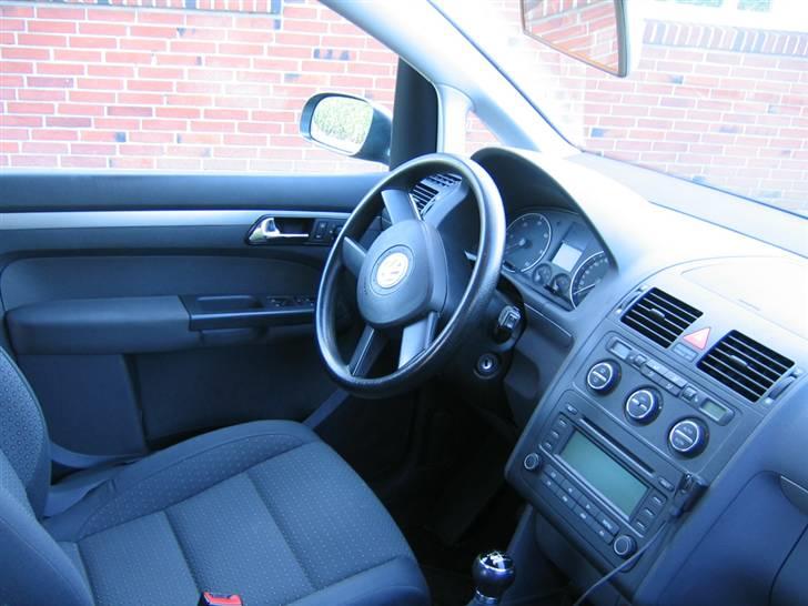 VW Touran (SOLGT) billede 7