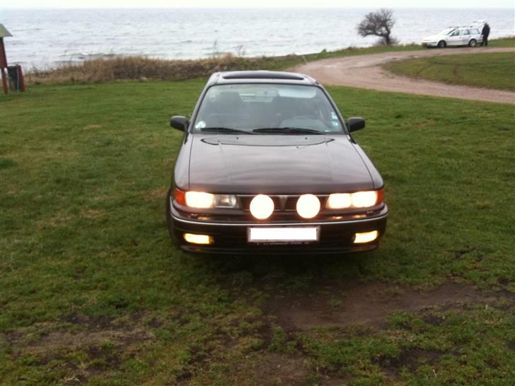 Mitsubishi Sport Galant GLSI 1.8 E32 - Nej Pæren er ikke gået stikket var faldet ud billede 9