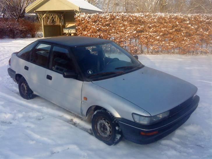 Toyota corolla gb 1,3 xl solgt billede 1